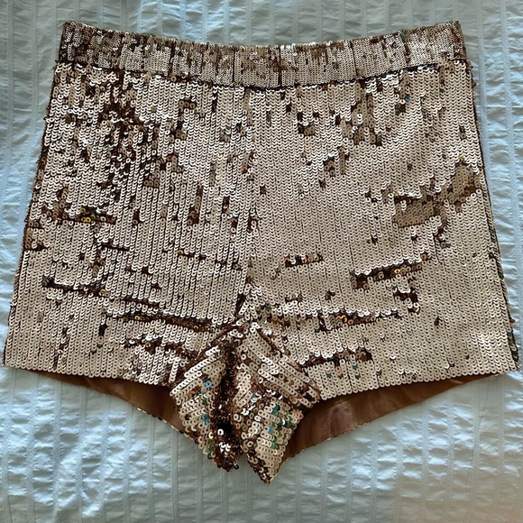Alice + Olivia Holiday Sparkle! Metallic Sequin Shorts!
